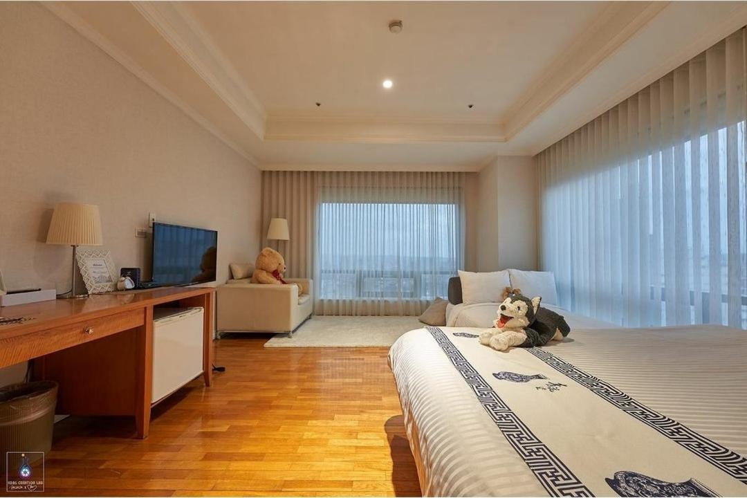 Corner Inn Taichung Esterno foto