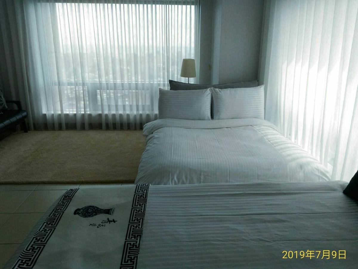 Corner Inn Taichung Esterno foto