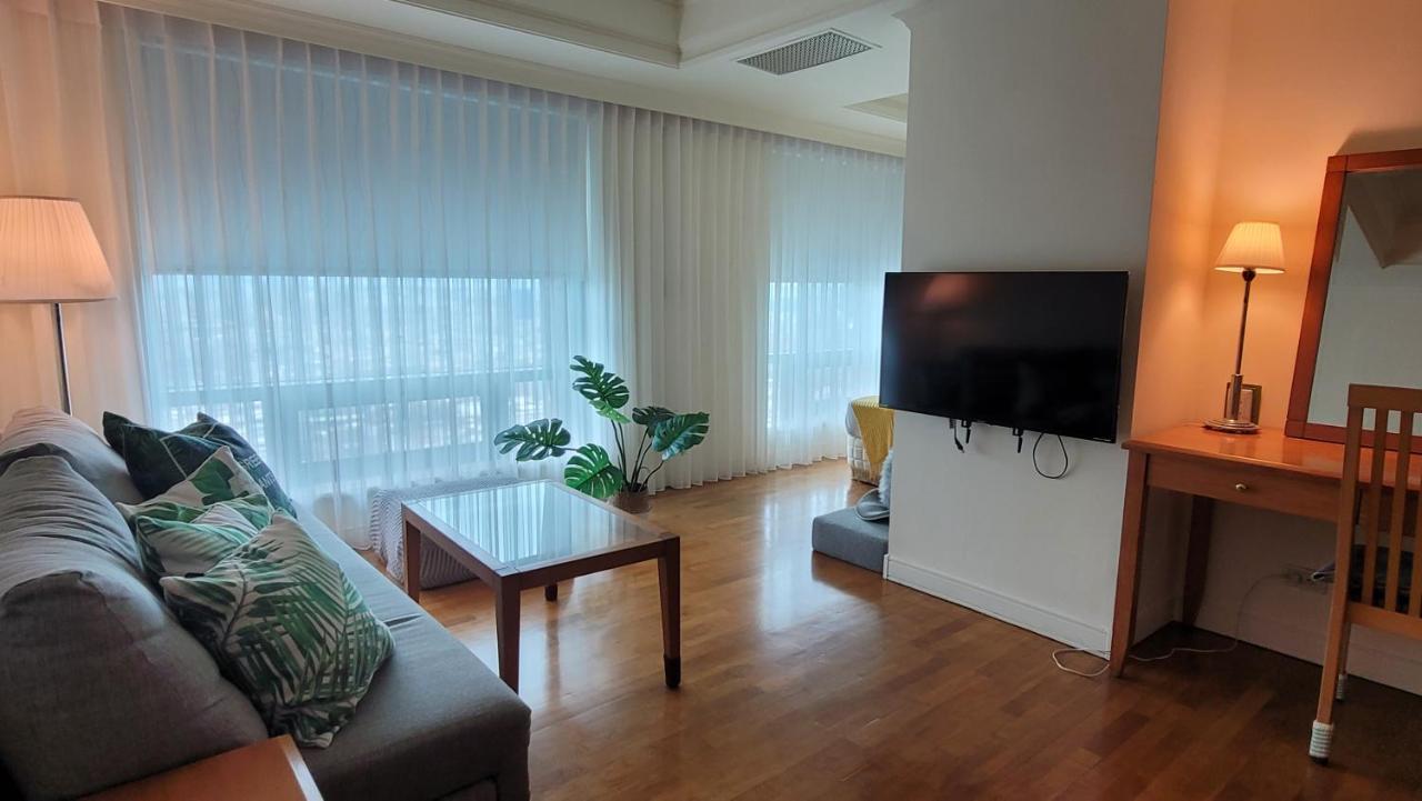 Corner Inn Taichung Esterno foto