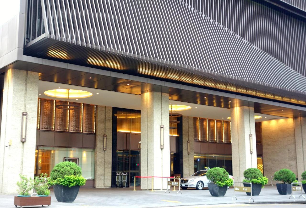 Corner Inn Taichung Esterno foto